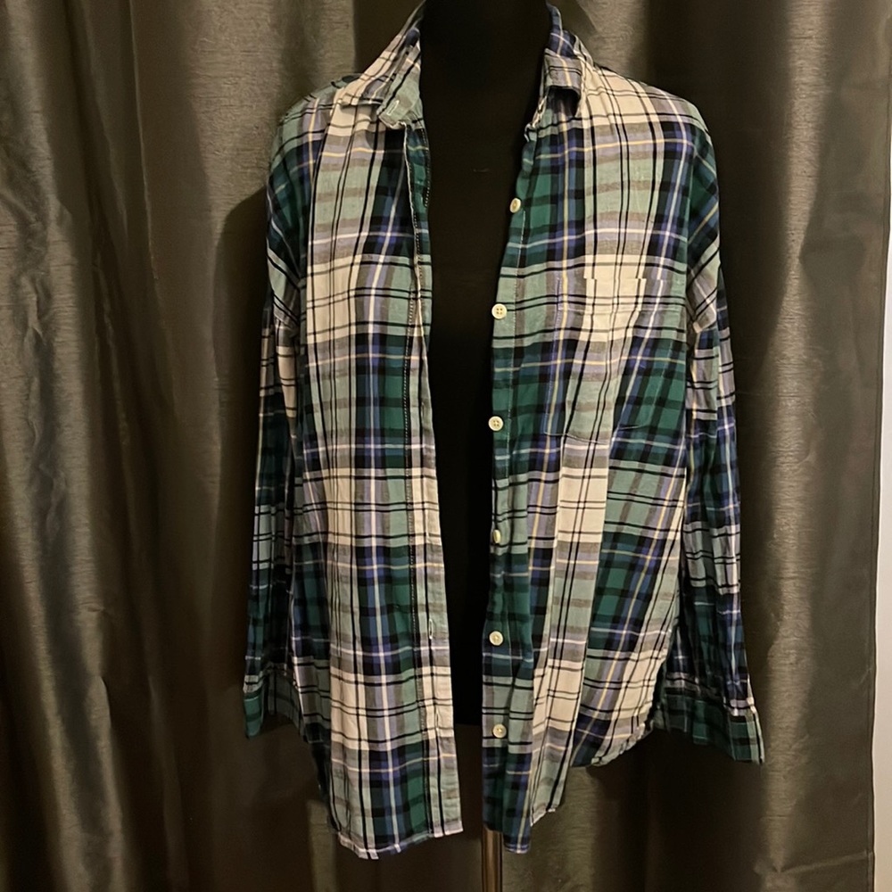 Old navy plaid boyfriend shirt